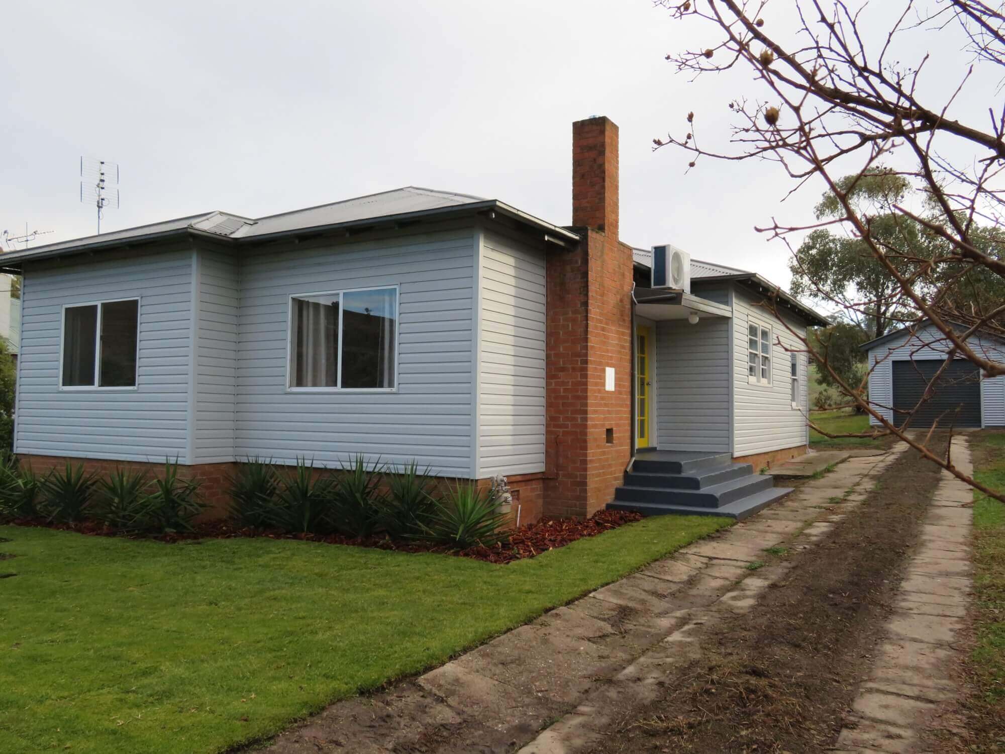 151 Hanley Street Gundagai NSW 2722 House for Sold