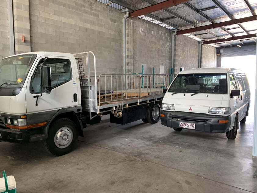 Office Warehouse just minutes to CBD and Motorway Tunnels