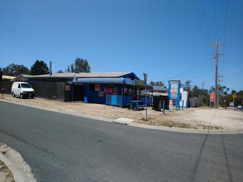 GET THIS GREAT FISH AND CHIP SHOP & GENERAL STORE FOR FREE! TAKE OVER THE LEASE
