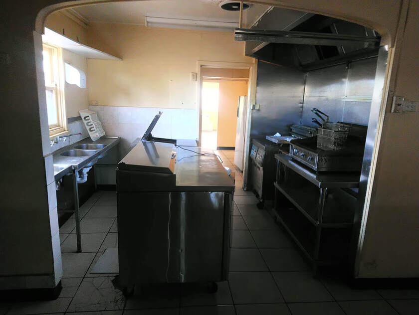 GET THIS GREAT FISH AND CHIP SHOP & GENERAL STORE FOR FREE! TAKE OVER THE LEASE