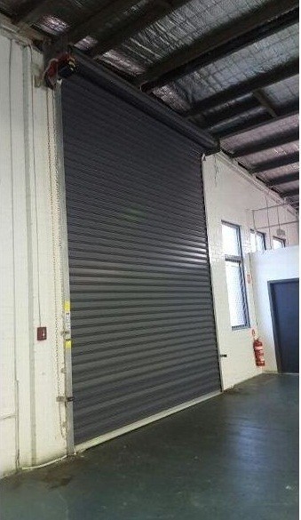 Great Warehouse with office - Suitable for many uses