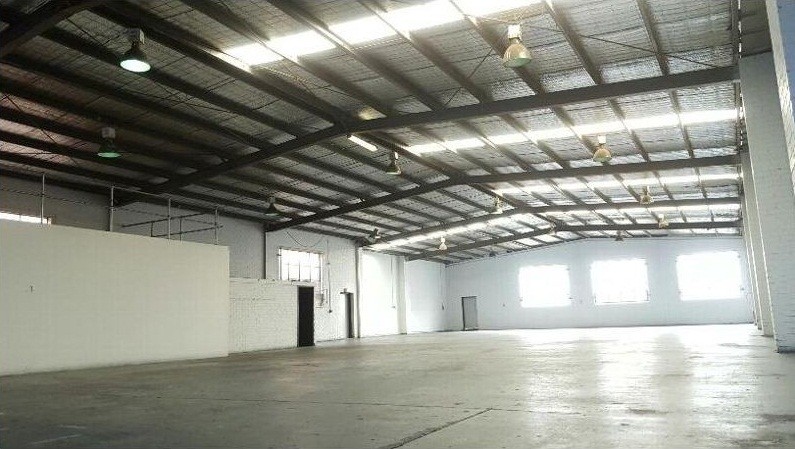 Great Warehouse with office - Suitable for many uses