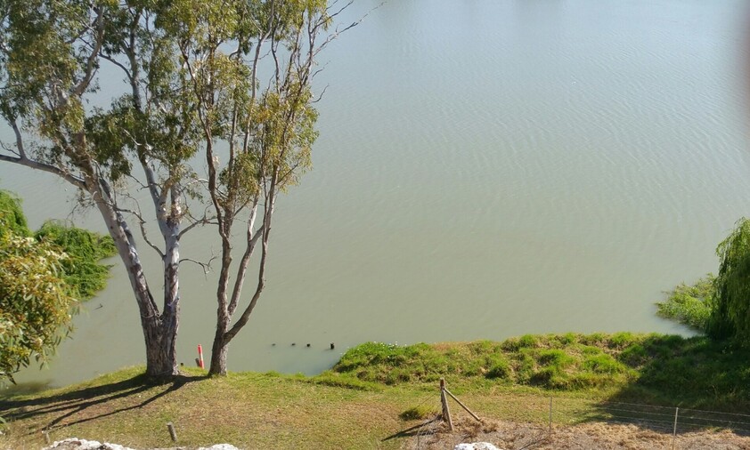 Murray River waterfront property for use, development, going concern ZONED MIXED USE
