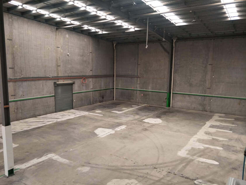 Warehouse 1043m2 and Office 332m2 - Available Now