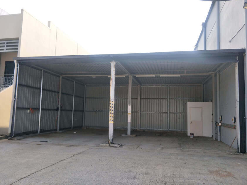 Warehouse 1043m2 and Office 332m2 - Available Now