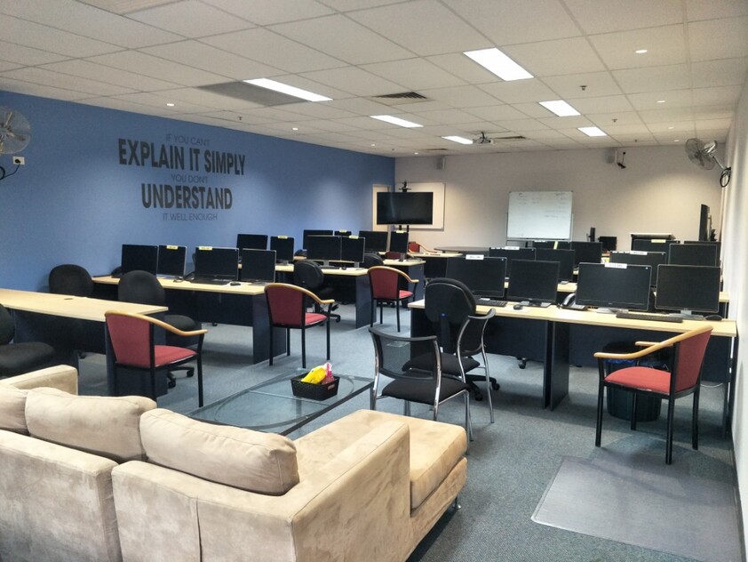 Corporate Offices - Offices from 195m2 - 824m2