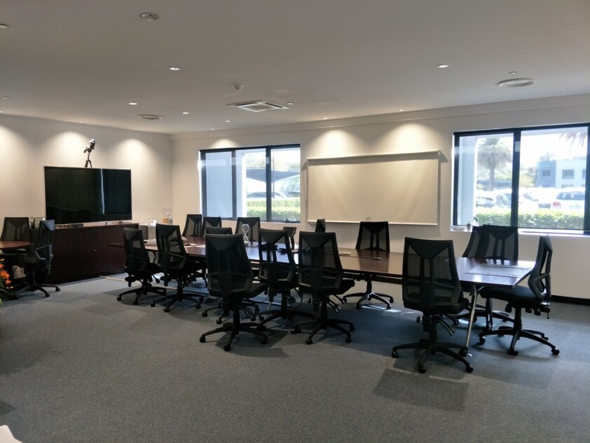 Corporate Offices - Offices from 195m2 - 824m2