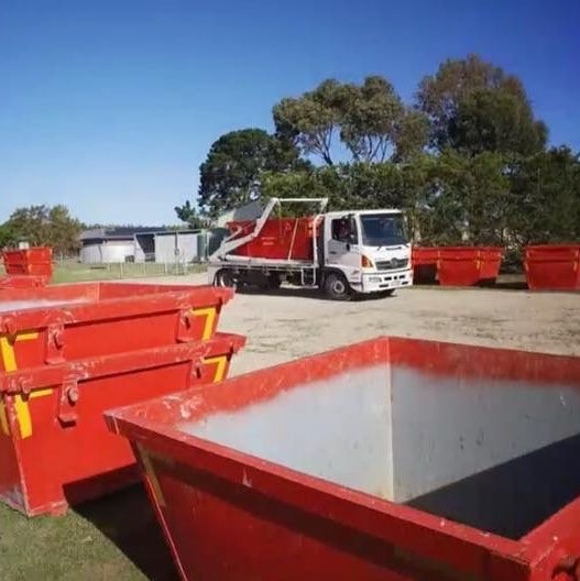 Skip Bin Truck & Bins
