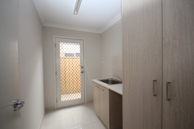 Pet Friendly and Close to Club Armstrong