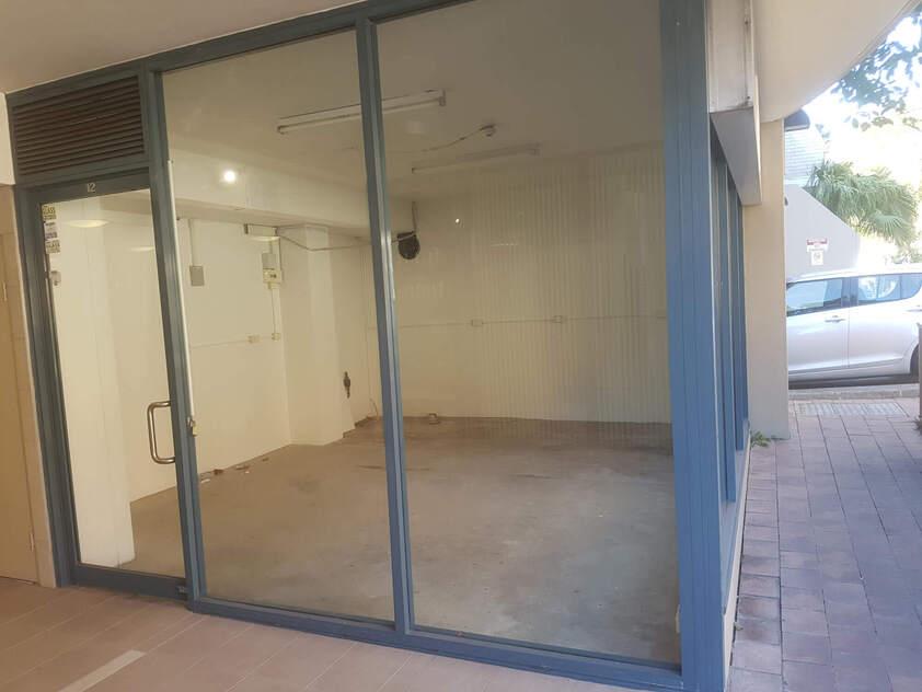 Excellent shop or office - central location. Bus to CBD at door