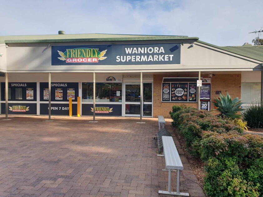 Supermarket with NSW Lotteries!!! Great location!
