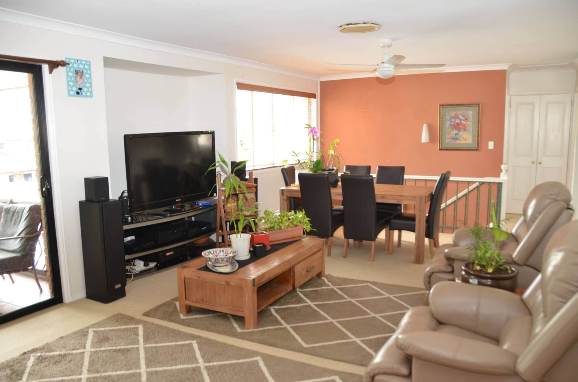 69 Bamboo Avenue Benowa QLD 4217 House for Rent