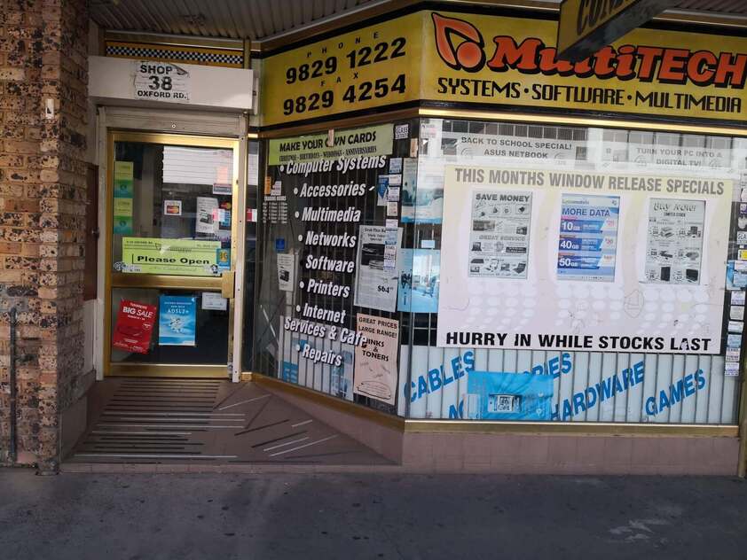 Ingleburn CBD retail shop easy parking