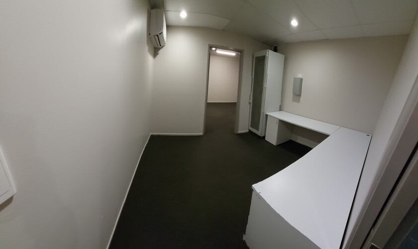 For sale/lease Retail, office, workshop and sheds.