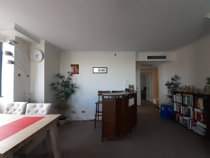 Spacious apartment with huge balcony with stunning view