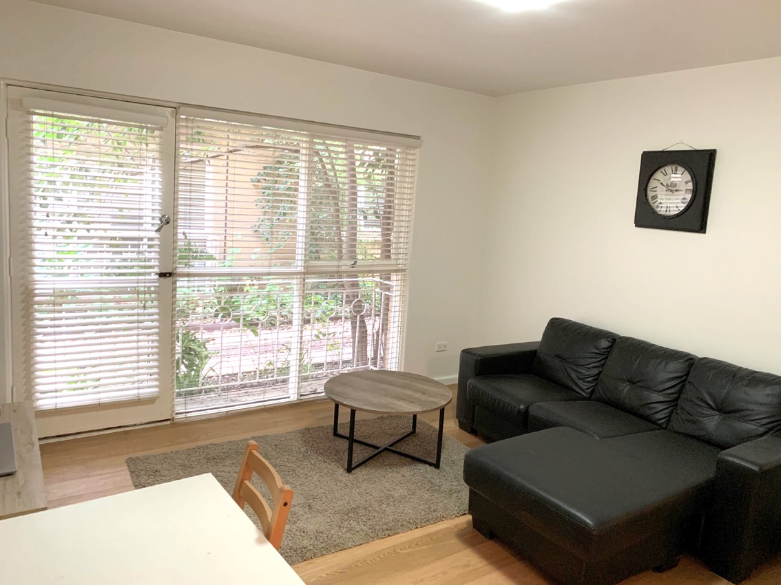 2/65 Tennyson Street Elwood VIC 3184 Apartment for Rent