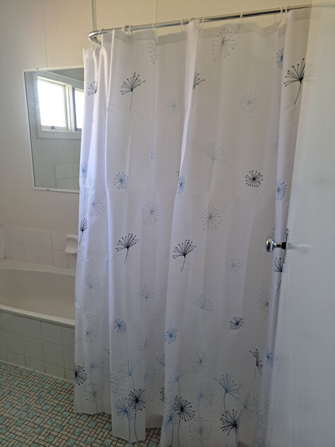 Karratha 3 x 1 House in Prime Location Close to CBD