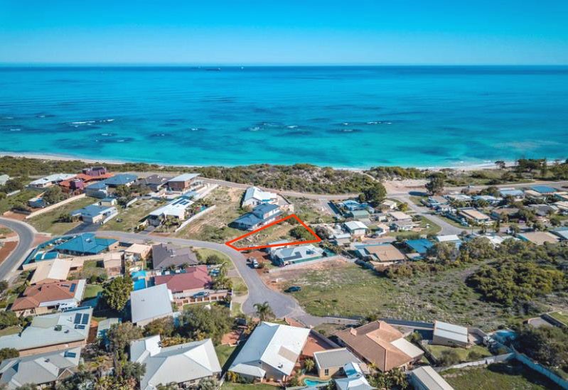 11 Bluewater Close Drummond Cove WA 6532 Land for Sold