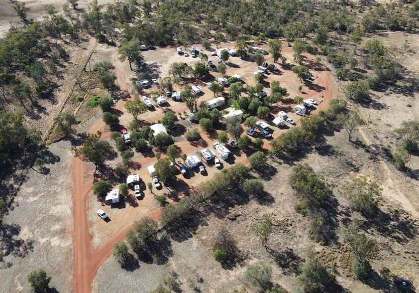 FREEHOLD CARAVAN PARK SET ON 40 ACRES JUST 2 KM FROM TOWN
