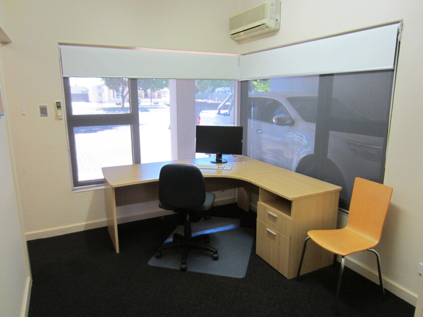COMMERCIAL PROPERTY FOR LEASE – HIGHWAY EXPOSURE - IDEAL LOCATION