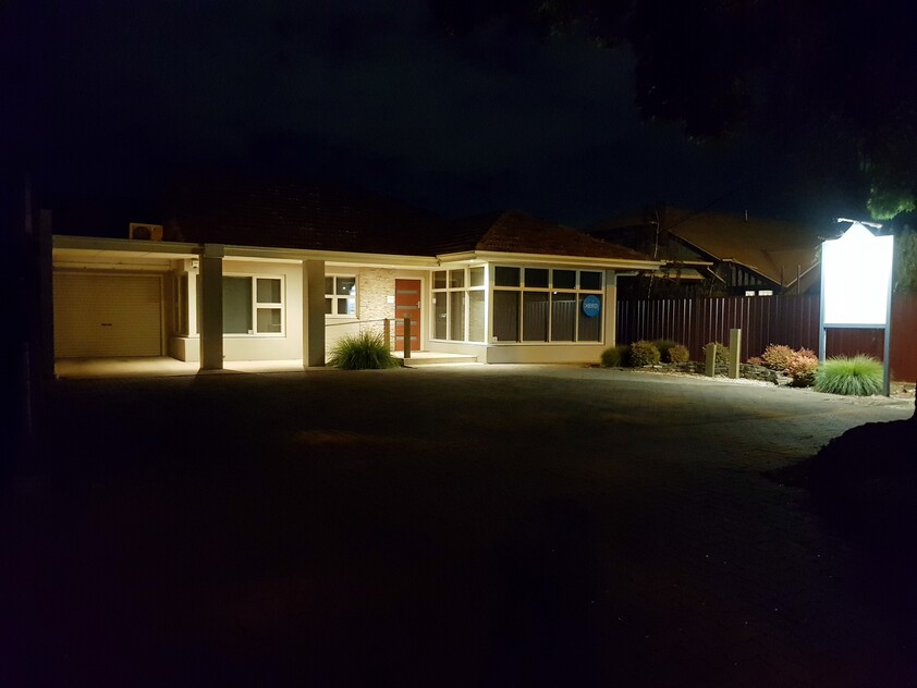 COMMERCIAL PROPERTY FOR LEASE – HIGHWAY EXPOSURE - IDEAL LOCATION