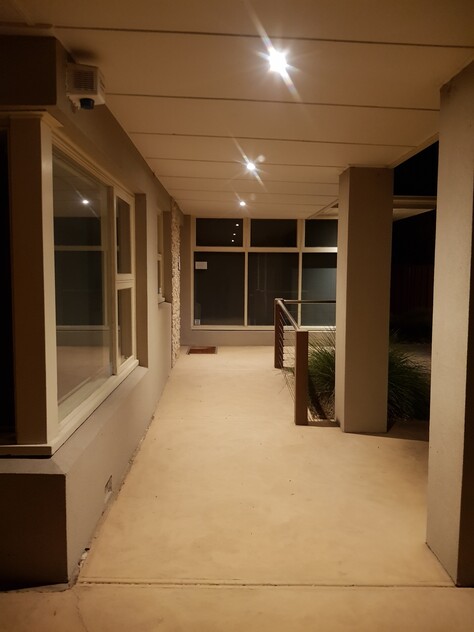 COMMERCIAL PROPERTY FOR LEASE – HIGHWAY EXPOSURE - IDEAL LOCATION