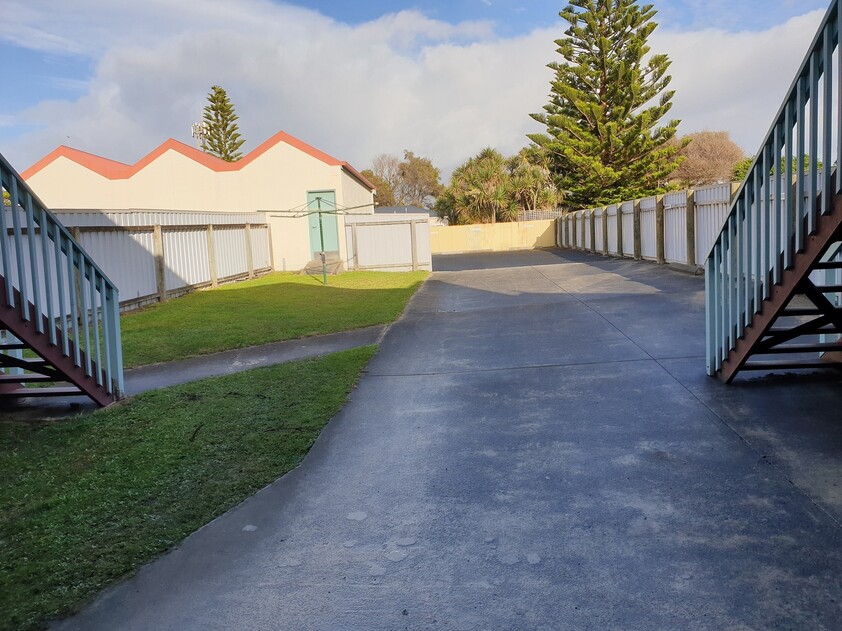 GREAT OCEAN ROAD MAIN BUSINESS CENTRE