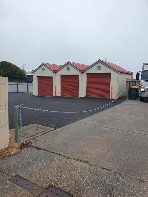 GREAT OCEAN ROAD MAIN BUSINESS CENTRE