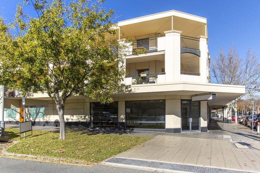 AFFORDABLE AND STUNNING LOCATION (Ideal for Medical Clinic,Council Approved)