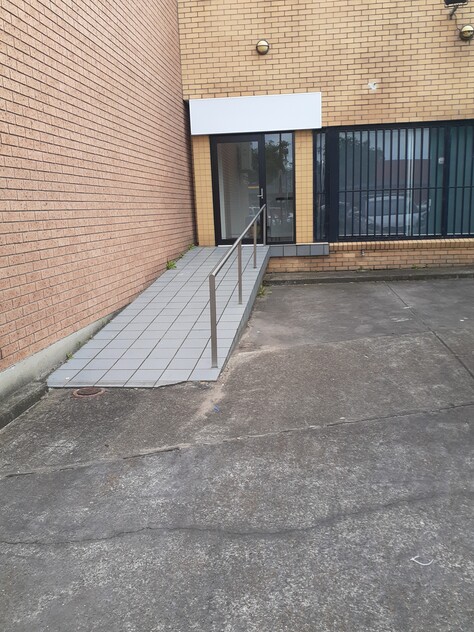 131 SQM OF RETAIL/OFFICE SPACE - HIGH EXPOSURE ON MAIN ROAD CARDIFF