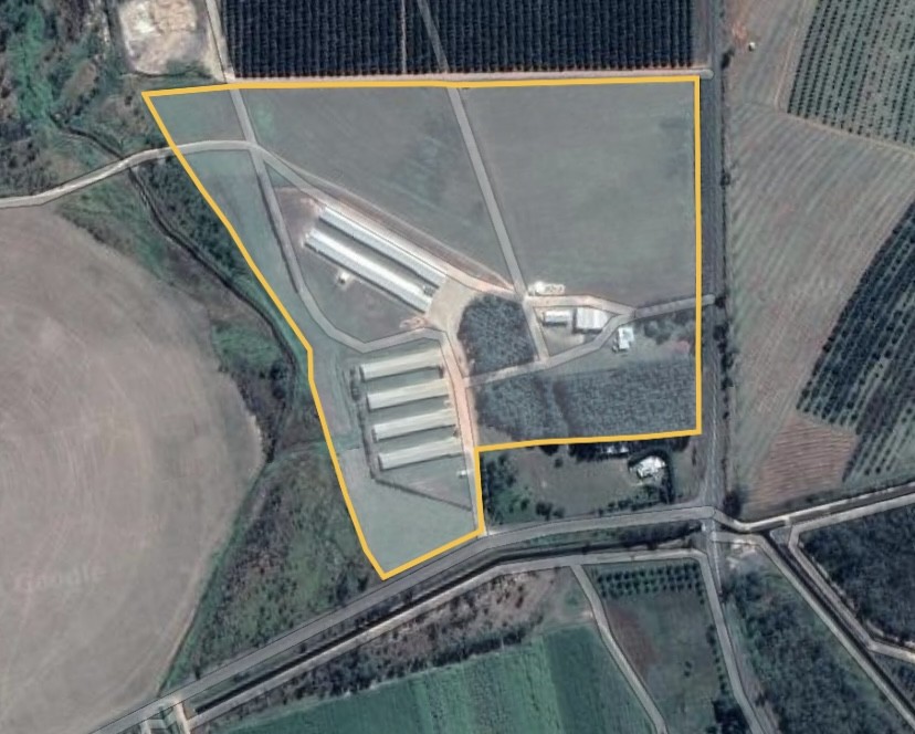 PRODUCTIVE BROILER/POULTRY FARM - 200,000 BIRD CAPACITY - CONTRACT WITH PROMINENT CHICKEN MANUFACTURER