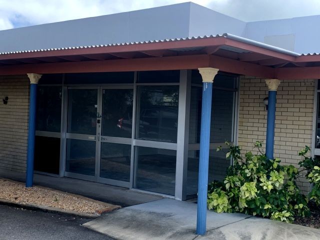 OFFICE 82 m2 - FOR LEASE (ALSO AVAILABLE FOR SALE)