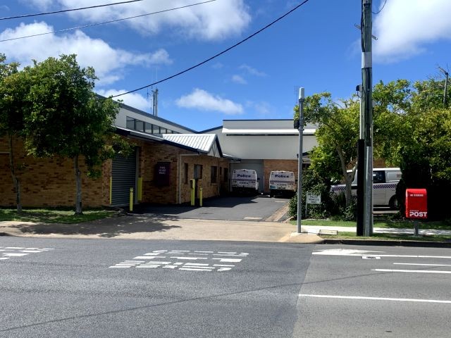 OFFICE 82 m2 - FOR LEASE (ALSO AVAILABLE FOR SALE)