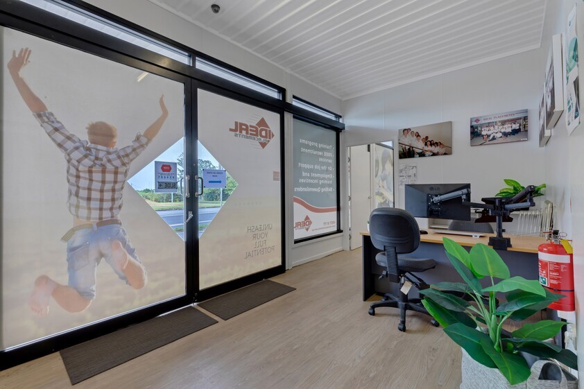 North Mackay Retail/Office and Workshop Space – Two Lettable Spaces