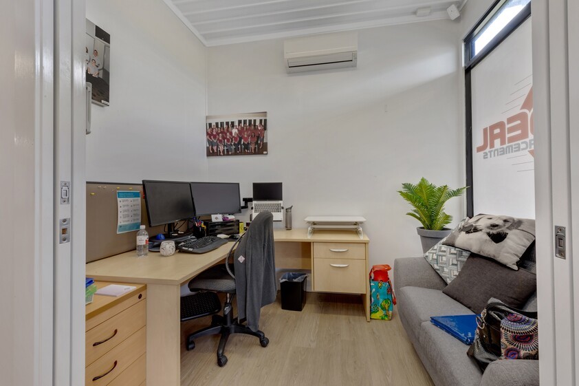 North Mackay Retail/Office and Workshop Space – Two Lettable Spaces