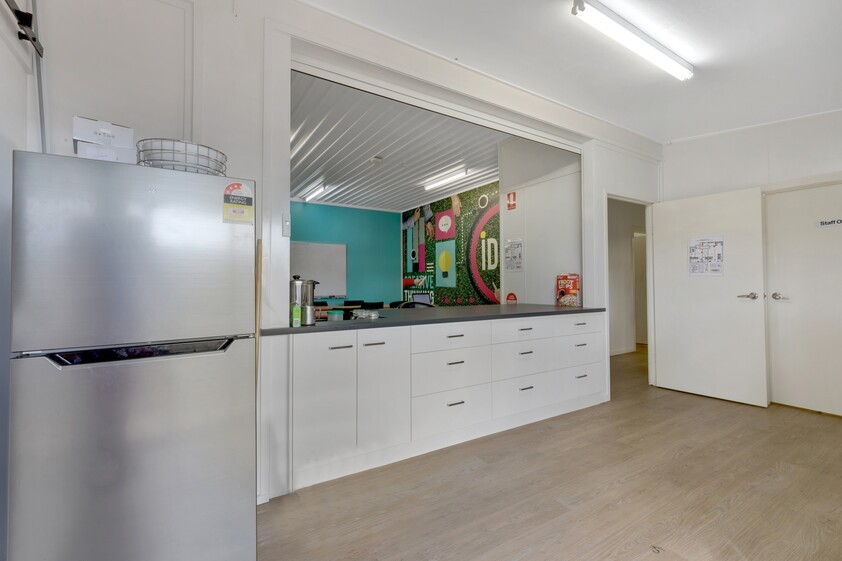 North Mackay Retail/Office and Workshop Space – Two Lettable Spaces