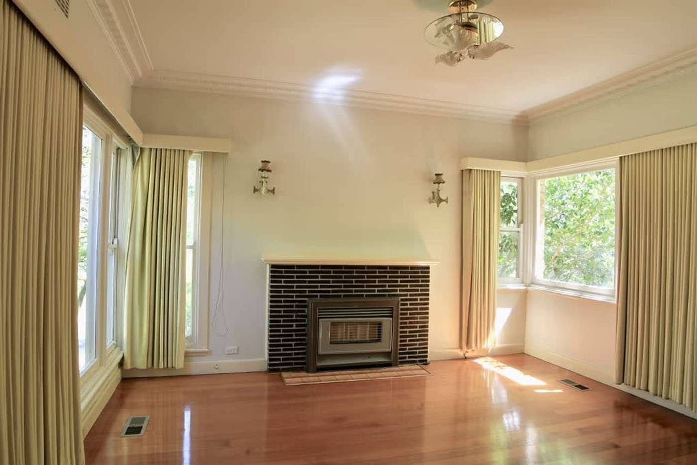 108 Strabane Avenue Balwyn VIC 3103 House for Rent