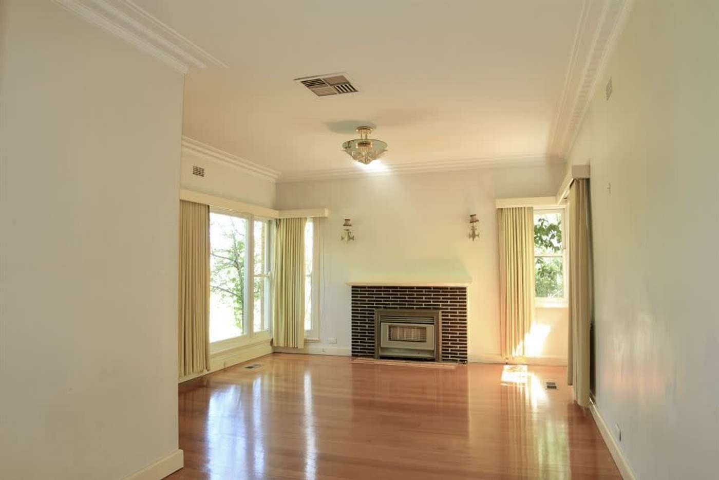 108 Strabane Avenue Balwyn VIC 3103 House for Rent