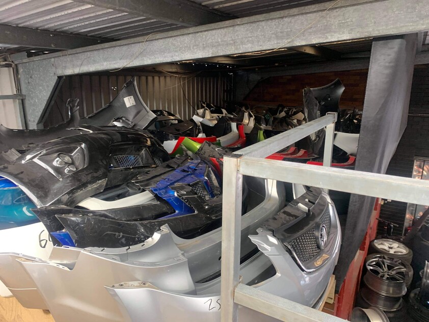 FREEHOLD -SALE OR LEASE CAN INCLUDE COMMODORE WRECKER