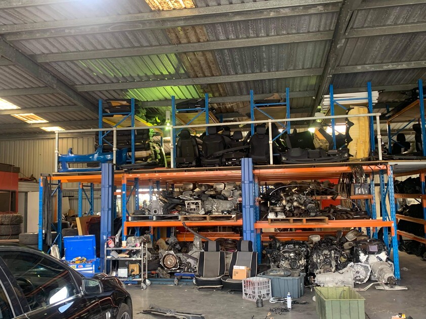 FREEHOLD -SALE OR LEASE CAN INCLUDE COMMODORE WRECKER