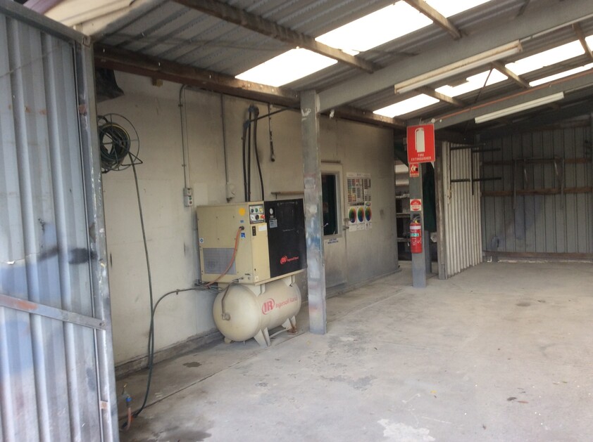 Work Shop / Storage in Redland City on Prime corner Position