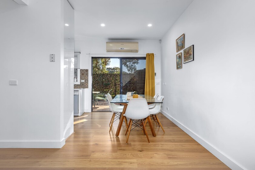 2/2226 Pascoe Street Pascoe Vale VIC 3044 Townhouse for Rent