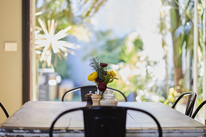 The Stoop - Established Licensed Restaurant in Torquay