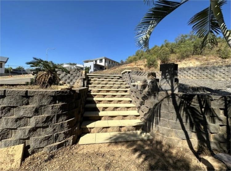 NEW LISTING!! Beautiful Large Block of Land 1326m2, excavated, Stunning Views of estate, Sea Views ! Sunny Townsville