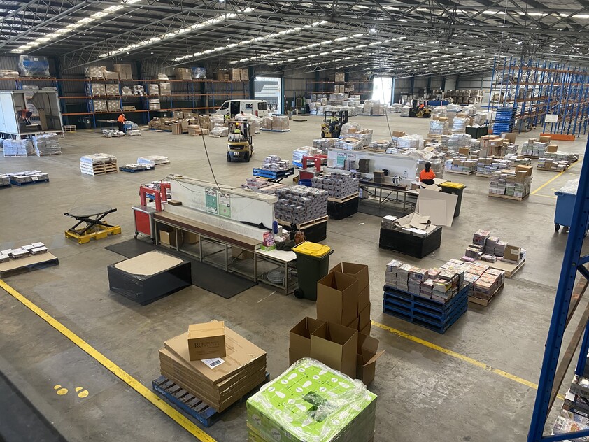 INNER WESTERN MELBOURNE - PROPERTY OF SIGNIFICANT PROPORTIONS WITH HUGE EXPOSURE - INDUSTRIAL 3 ZONING