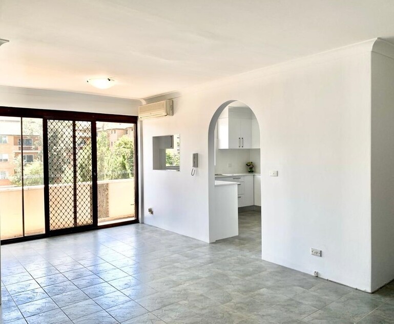 12/911 Lane Cove Road Ryde NSW 2112 Unit for Rent