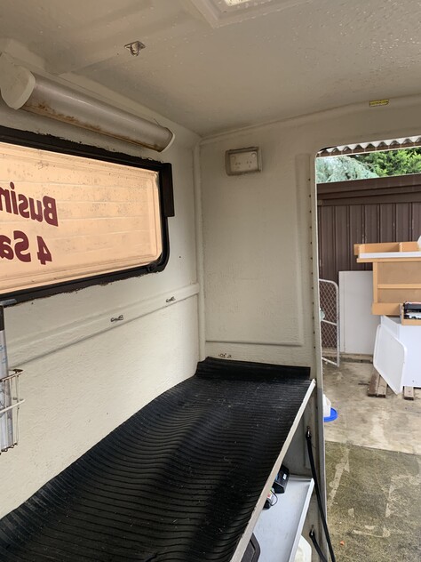 READY MADE MOBILE DOGGIE WASH – READY FOR YOU TO TAKE OVER SE SUBURBS