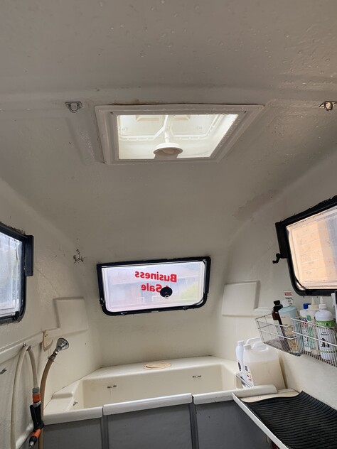 READY MADE MOBILE DOGGIE WASH – READY FOR YOU TO TAKE OVER SE SUBURBS