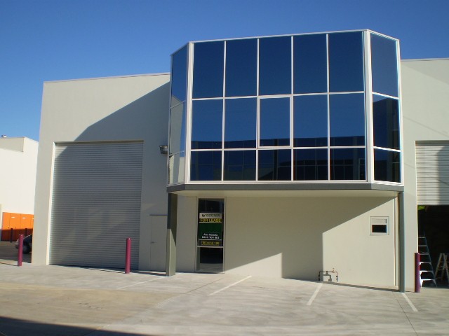 INDUSTRIAL WAREHOUSE GLENDENNING ... sale