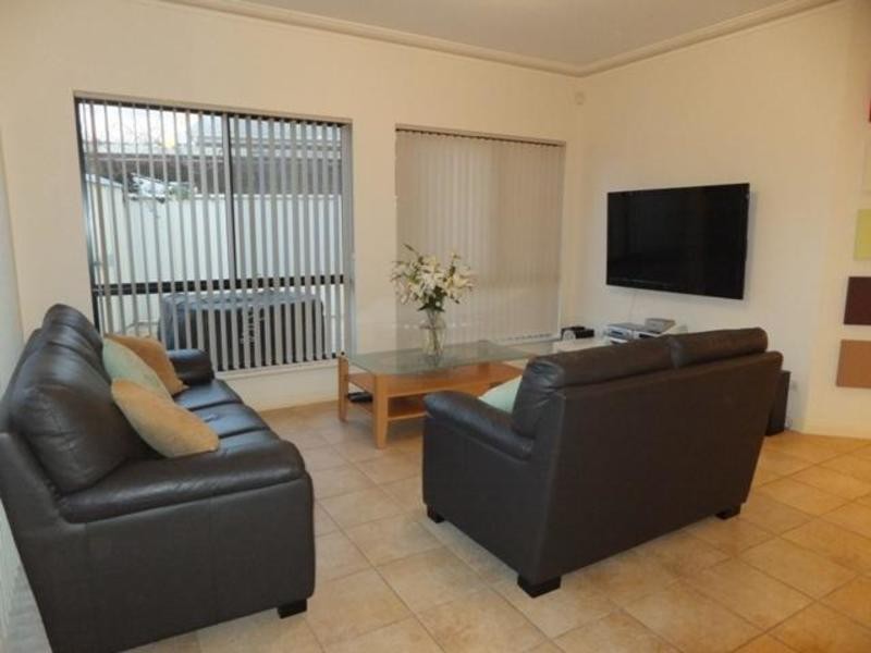 18 Lindley Road Greenacres SA 5086 House for Rent